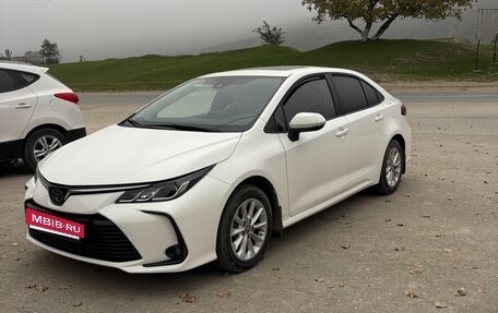 Toyota Corolla, 2021 год, 2 000 000 рублей, 2 фотография