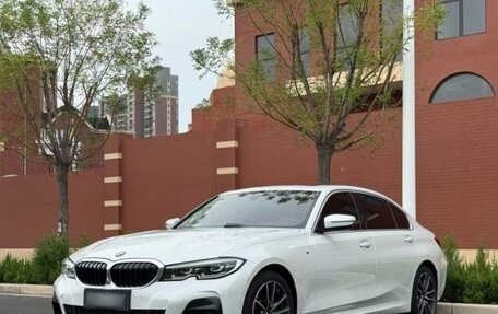 BMW 3 серия, 2021 год, 2 700 000 рублей, 3 фотография