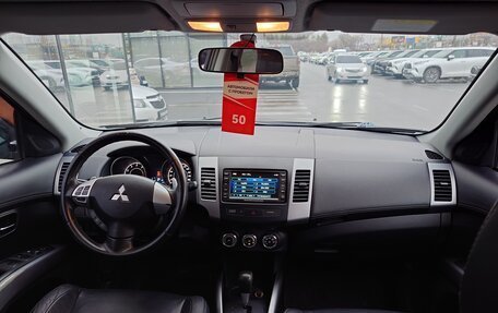 Mitsubishi Outlander III рестайлинг 3, 2011 год, 1 166 000 рублей, 10 фотография