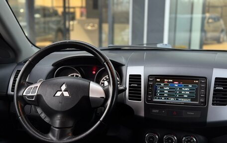 Mitsubishi Outlander III рестайлинг 3, 2011 год, 1 166 000 рублей, 11 фотография