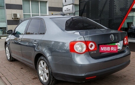 Volkswagen Jetta VI, 2009 год, 445 000 рублей, 3 фотография