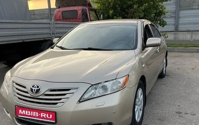 Toyota Camry, 2008 год, 980 000 рублей, 1 фотография