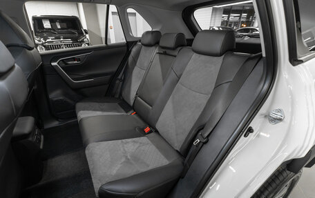 Toyota RAV4, 2025 год, 4 200 000 рублей, 13 фотография