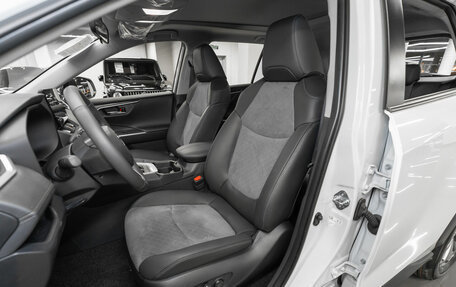 Toyota RAV4, 2025 год, 4 200 000 рублей, 9 фотография