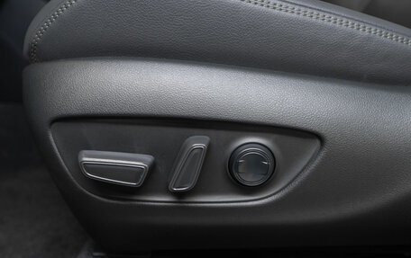 Toyota RAV4, 2025 год, 4 200 000 рублей, 16 фотография