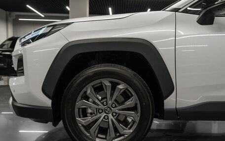 Toyota RAV4, 2025 год, 4 200 000 рублей, 24 фотография