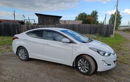 Hyundai Elantra V, 2015 год, 1 300 000 рублей, 11 фотография