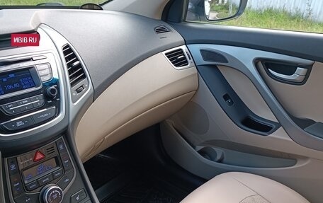 Hyundai Elantra V, 2015 год, 1 300 000 рублей, 20 фотография