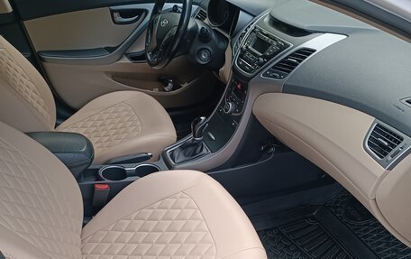 Hyundai Elantra V, 2015 год, 1 300 000 рублей, 22 фотография