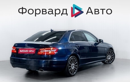 Mercedes-Benz E-Класс, 2012 год, 2 380 000 рублей, 7 фотография