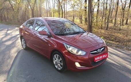 Hyundai Solaris II рестайлинг, 2011 год, 770 000 рублей, 2 фотография