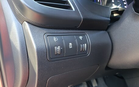 Hyundai Solaris II рестайлинг, 2011 год, 770 000 рублей, 18 фотография