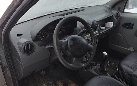 Renault Logan I, 2006 год, 109 800 рублей, 1 фотография