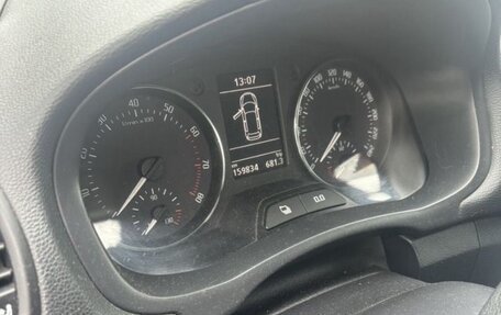 Skoda Fabia II, 2011 год, 600 000 рублей, 5 фотография