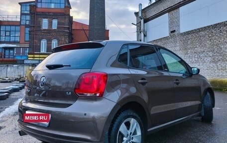 Volkswagen Polo VI (EU Market), 2011 год, 1 100 000 рублей, 2 фотография
