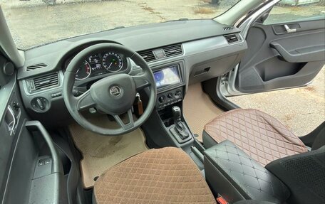 Skoda Rapid I, 2017 год, 930 000 рублей, 13 фотография