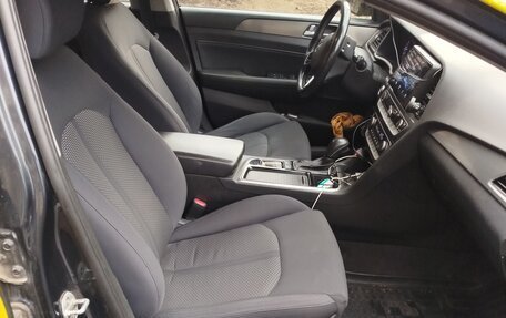 Hyundai Sonata VII, 2018 год, 750 000 рублей, 4 фотография