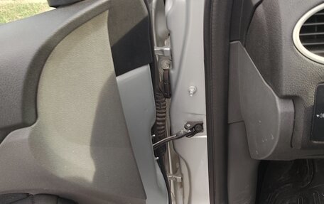 Ford Focus II рестайлинг, 2006 год, 630 000 рублей, 11 фотография