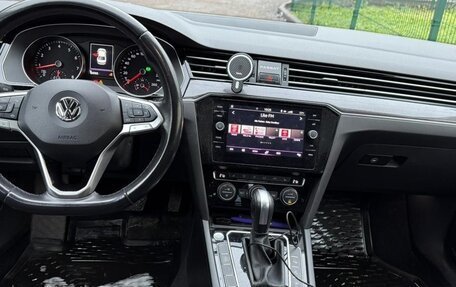 Volkswagen Passat B8 рестайлинг, 2020 год, 2 500 000 рублей, 5 фотография