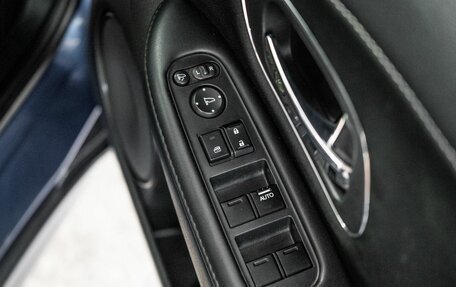 Honda Vezel, 2015 год, 1 470 000 рублей, 16 фотография