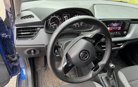 Skoda Rapid II, 2022 год, 1 700 000 рублей, 3 фотография