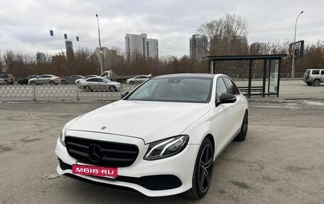 Mercedes-Benz E-Класс, 2018 год, 4 500 000 рублей, 3 фотография