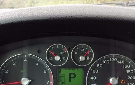 Ford Focus II рестайлинг, 2005 год, 350 000 рублей, 11 фотография