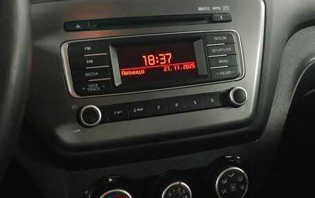 KIA Rio III рестайлинг, 2016 год, 899 000 рублей, 15 фотография