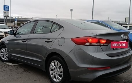 Hyundai Elantra VI рестайлинг, 2016 год, 1 120 000 рублей, 5 фотография