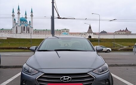 Hyundai Elantra VI рестайлинг, 2016 год, 1 120 000 рублей, 4 фотография