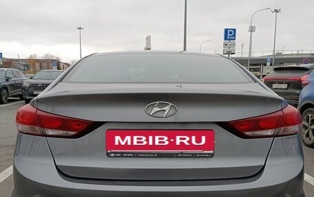 Hyundai Elantra VI рестайлинг, 2016 год, 1 120 000 рублей, 10 фотография