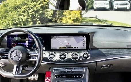 Mercedes-Benz E-Класс, 2021 год, 4 000 000 рублей, 9 фотография