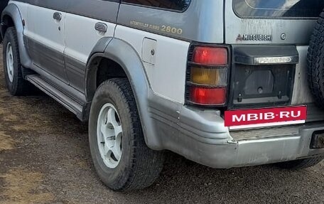 Mitsubishi Pajero III рестайлинг, 1996 год, 899 000 рублей, 5 фотография