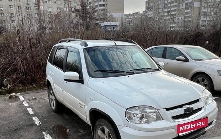 Chevrolet Niva I рестайлинг, 2013 год, 700 000 рублей, 2 фотография