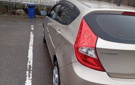 Hyundai Solaris II рестайлинг, 2011 год, 780 000 рублей, 9 фотография