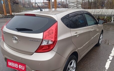 Hyundai Solaris II рестайлинг, 2011 год, 780 000 рублей, 5 фотография