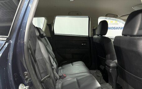 Mitsubishi Outlander III рестайлинг 3, 2017 год, 2 030 000 рублей, 12 фотография