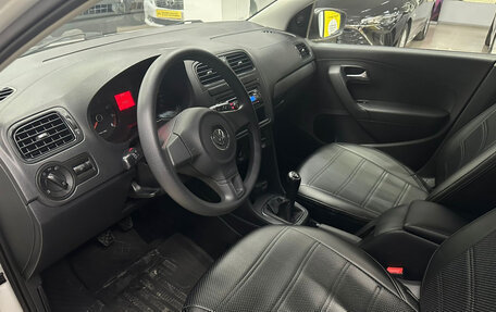 Volkswagen Polo VI (EU Market), 2010 год, 750 000 рублей, 10 фотография