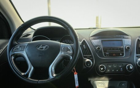 Hyundai ix35 I рестайлинг, 2010 год, 1 089 000 рублей, 10 фотография