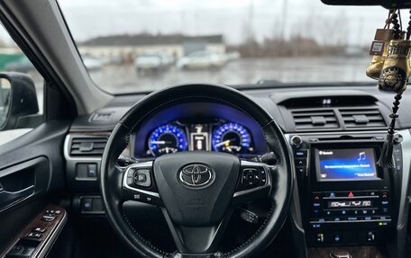 Toyota Camry, 2016 год, 1 790 000 рублей, 14 фотография