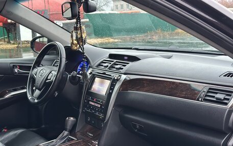 Toyota Camry, 2016 год, 1 790 000 рублей, 19 фотография