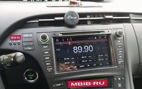 Toyota Prius, 2010 год, 1 650 000 рублей, 12 фотография