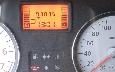 Renault Sandero I, 2013 год, 650 000 рублей, 2 фотография