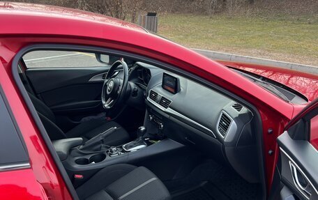 Mazda 3, 2017 год, 2 300 000 рублей, 8 фотография