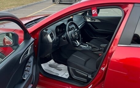 Mazda 3, 2017 год, 2 300 000 рублей, 9 фотография