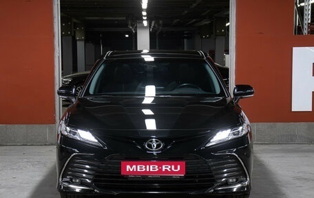 Toyota Camry, 2023 год, 4 198 000 рублей, 2 фотография