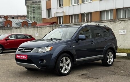Mitsubishi Outlander III рестайлинг 3, 2007 год, 850 000 рублей, 1 фотография