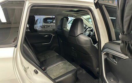 Toyota RAV4, 2022 год, 3 749 900 рублей, 18 фотография