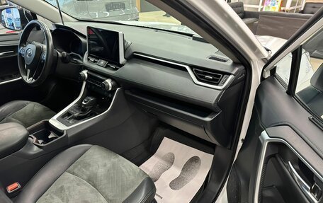 Toyota RAV4, 2022 год, 3 749 900 рублей, 12 фотография