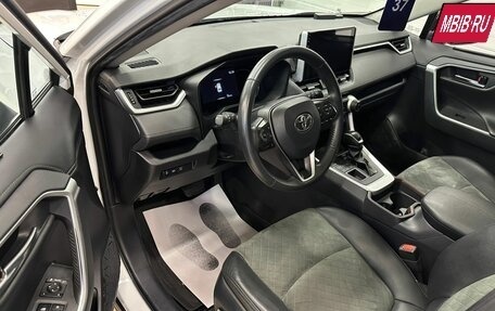 Toyota RAV4, 2022 год, 3 749 900 рублей, 10 фотография